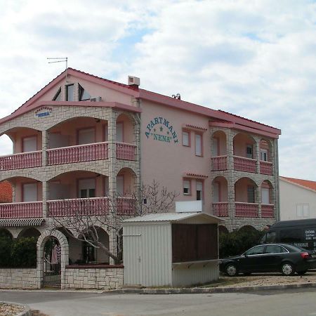 Apartmani Nena Povljana Esterno foto